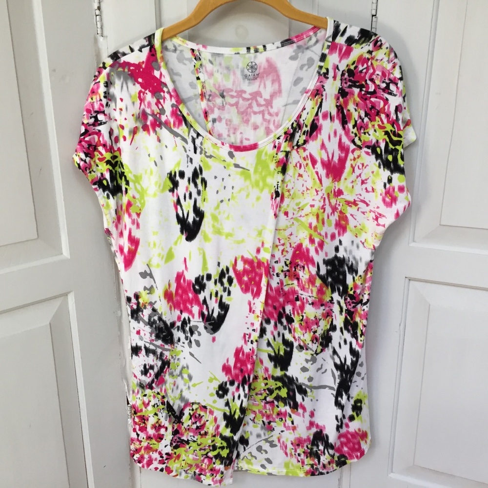 Gaiam Multi-Color Tee - Picture 2 of 15